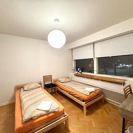 Simplestay Airport Vantaa Buitenkant foto